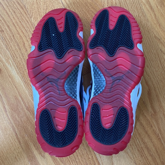 Jordan 11 gym red low - Picture 3 of 5